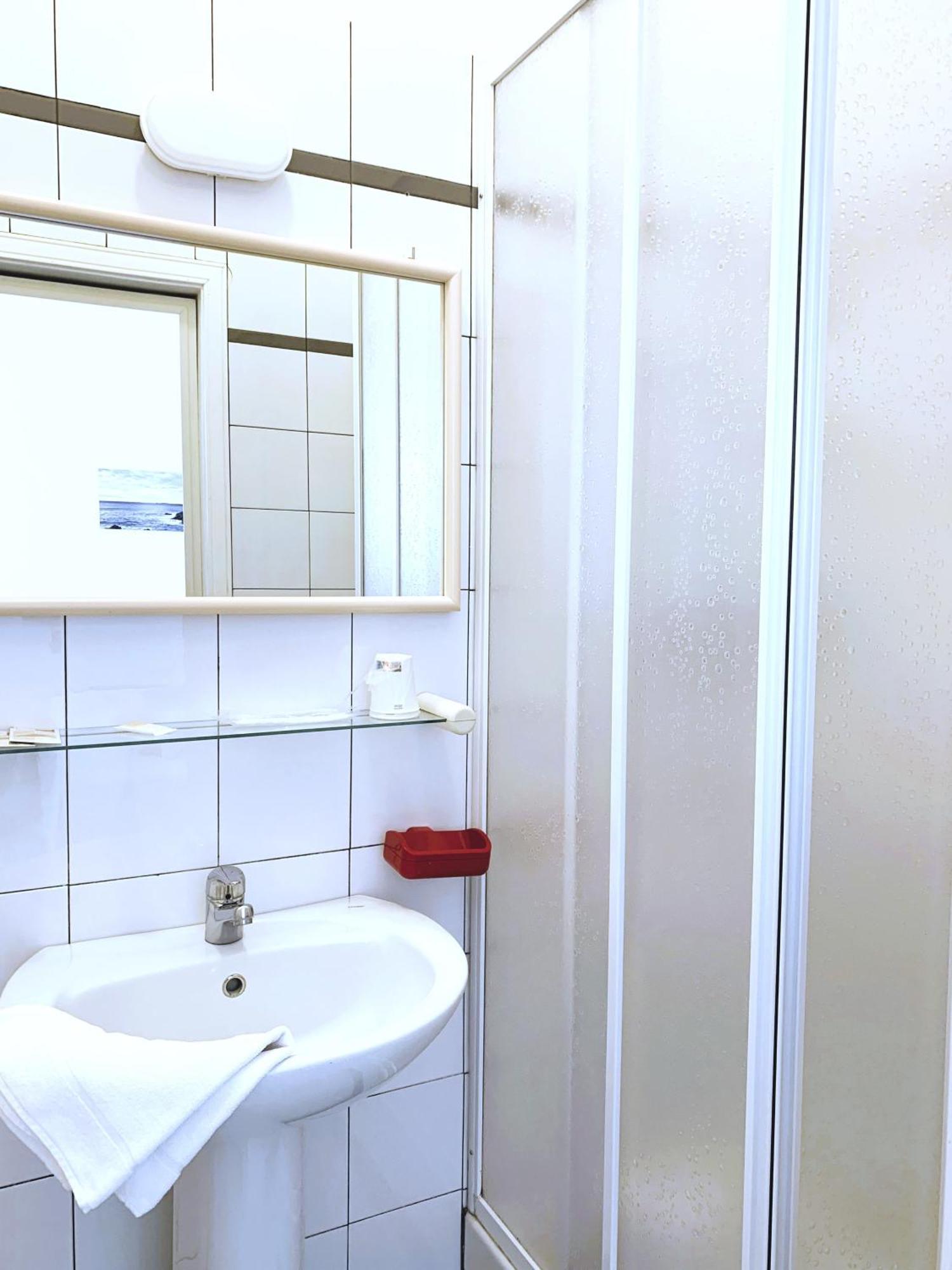 Hotel Villa Chiara Finale Ligure Kültér fotó