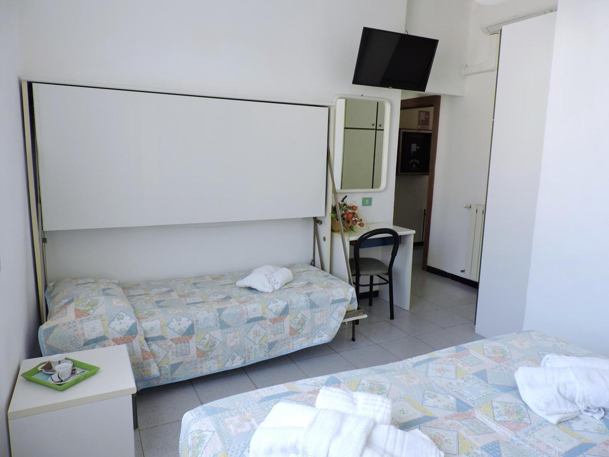 Hotel Villa Chiara Finale Ligure Kültér fotó