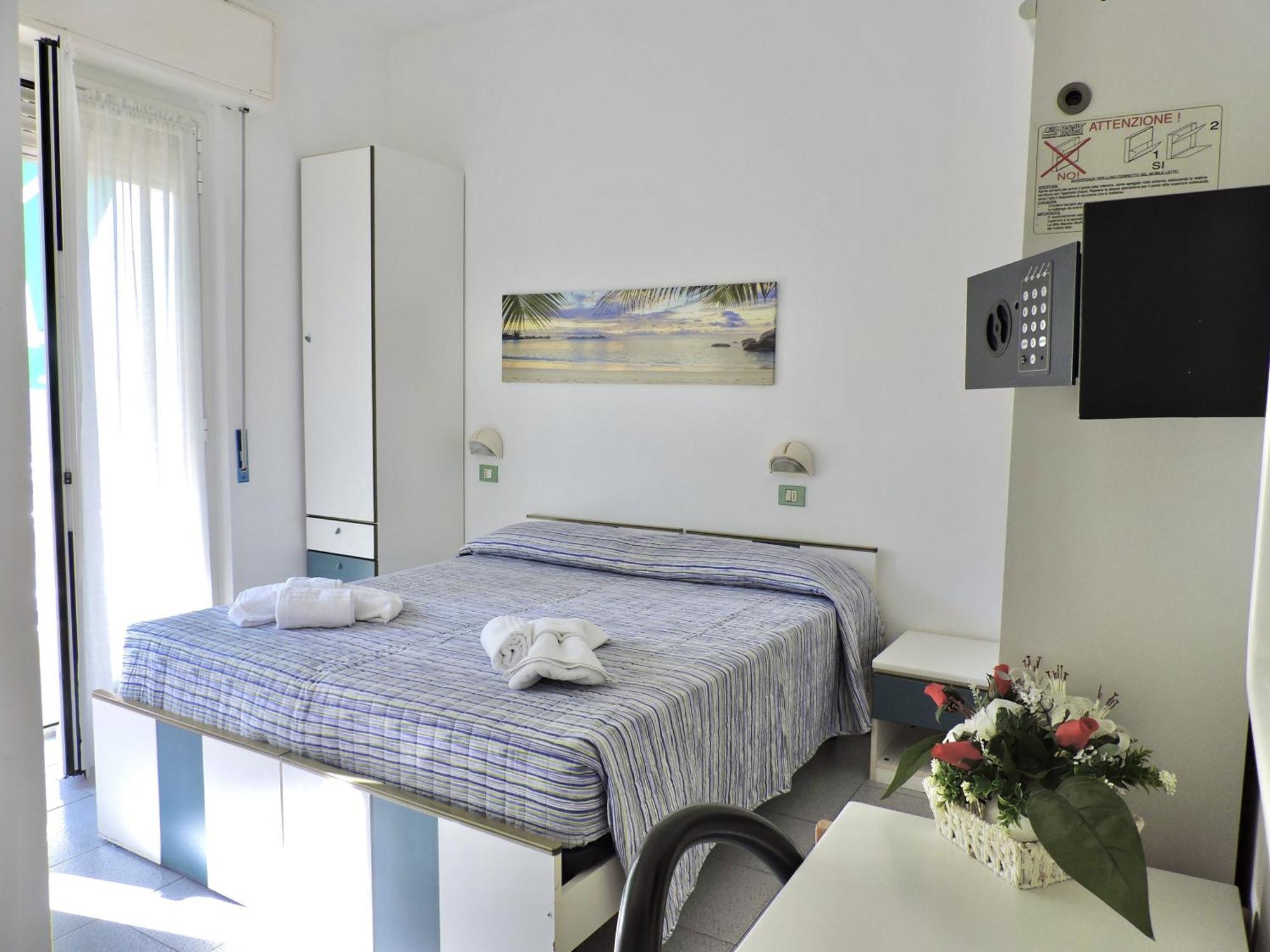 Hotel Villa Chiara Finale Ligure Kültér fotó