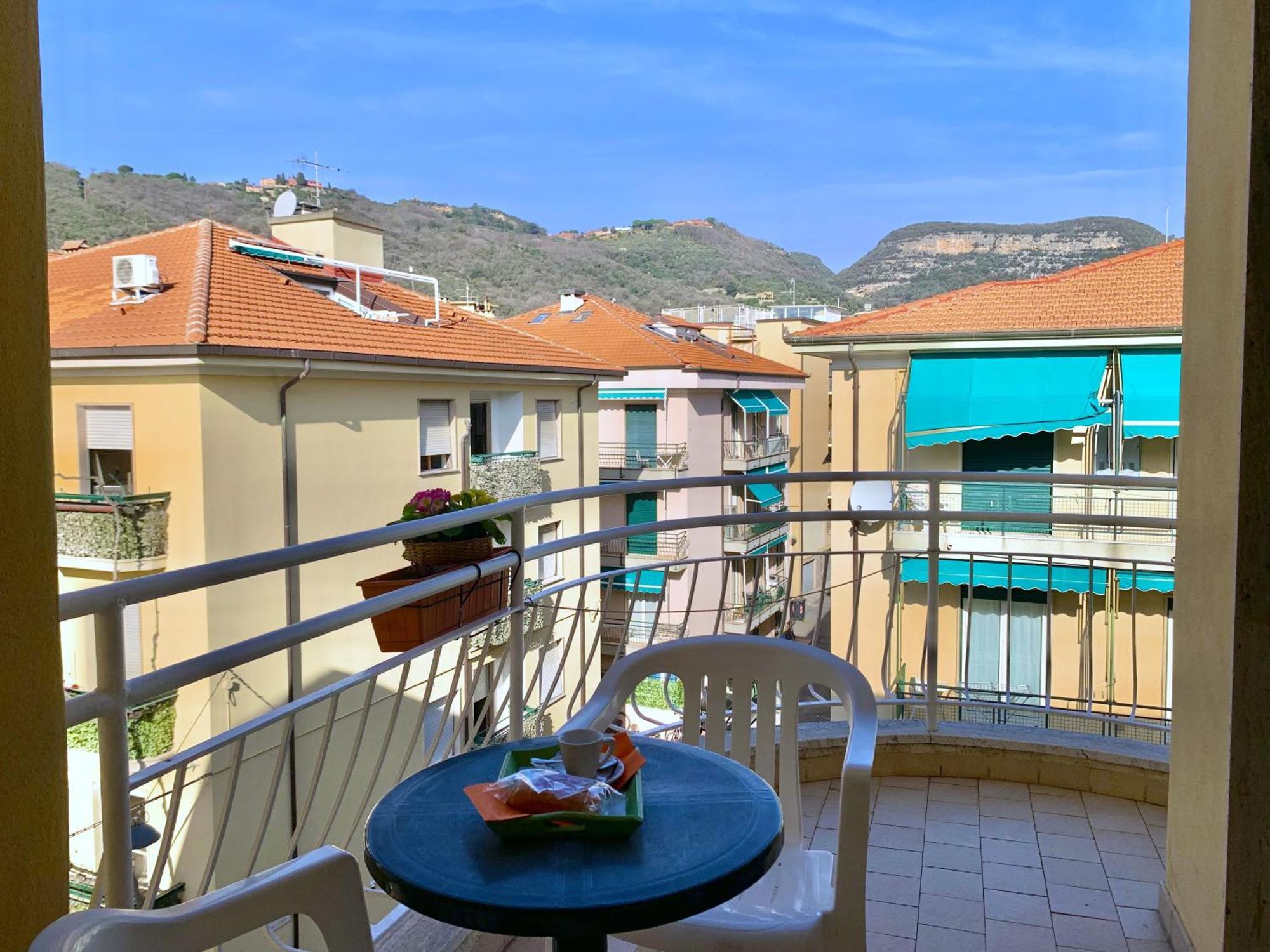 Hotel Villa Chiara Finale Ligure Kültér fotó